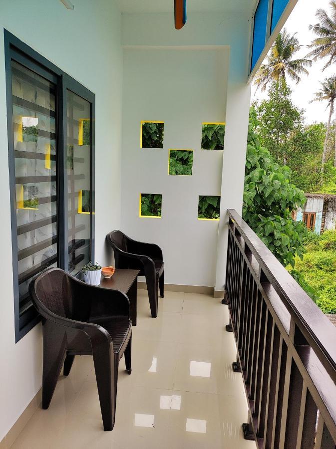 Happy Buddha S4 Aparthotel Varkala Eksteriør bilde